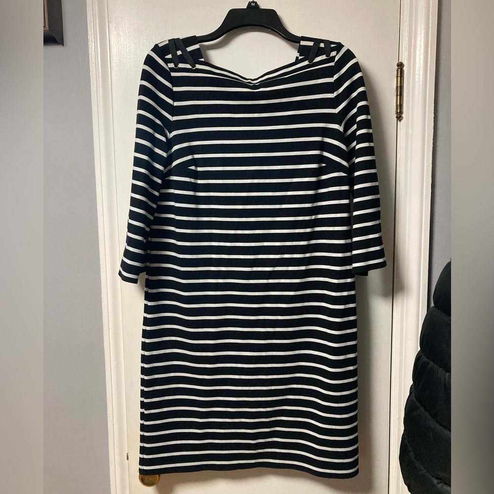 Chico’s black & white striped dress Sz 6
